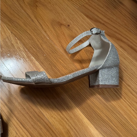 Sparkly girls sandals size 3 - Picture 4 of 5